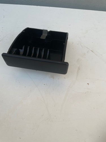 Aschenbecher 281857331 - vw,